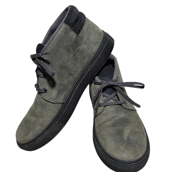 UGG BAYSIDER CHUKKA WEATHER SNEAKER SZ 8 main image 8